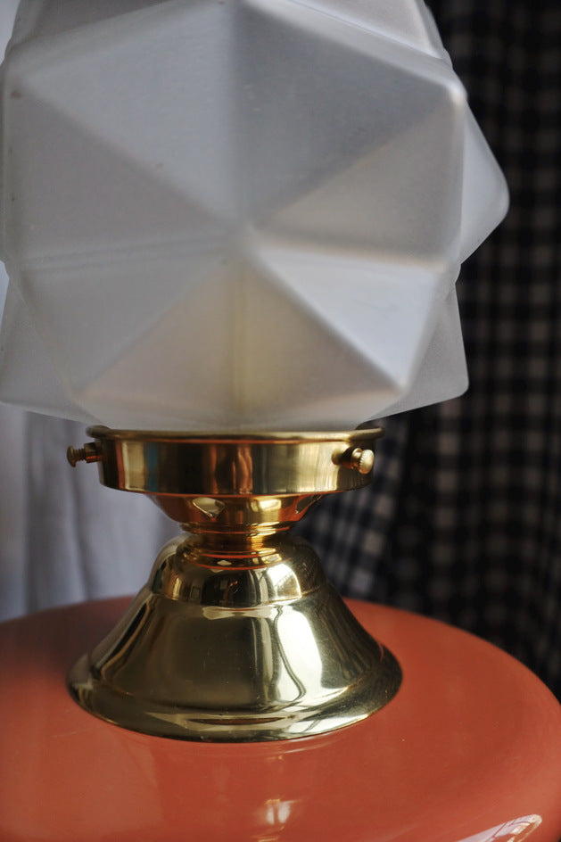 Lampe ancienne lampe vintage globe chiné globe ancien luminaires selency Sélection Coeur lampe à poser vanity boum précieuses douille laiton etoile étoile globe étoilée